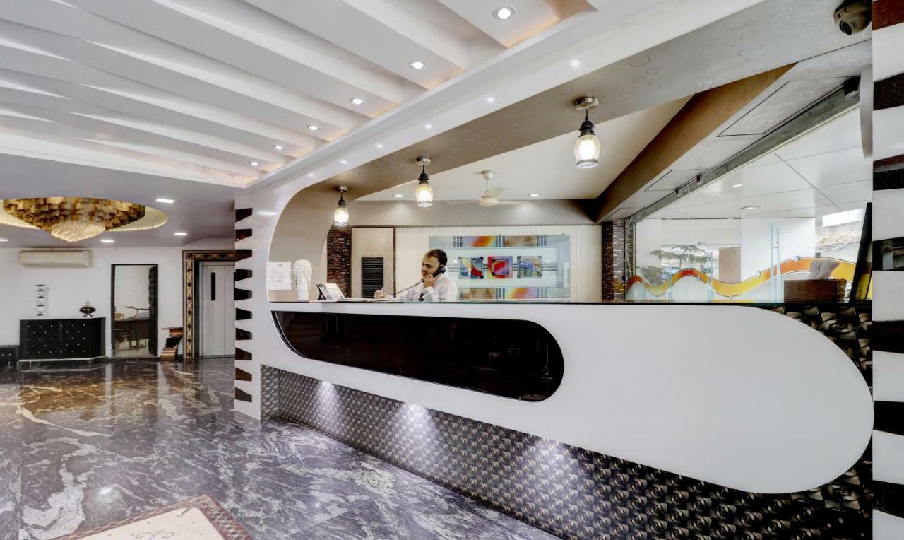 Hotel Treebo Trend Orient Grand Nagpur Exterior foto